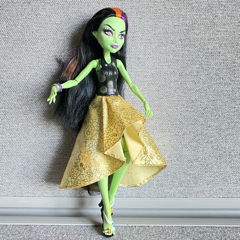 Monster High Casta Fierce Green Witch